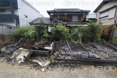 損壊した堺市の家屋_台風7号_大阪府_2023年_KDO_2023081510068