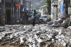 豪雨で冠水し泥に覆われた石川県輪島市_2024年_KDO_2024092310427