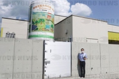病院に建設されたコンクリート壁と止水板_2023年_福島県_KDO_2023073011351